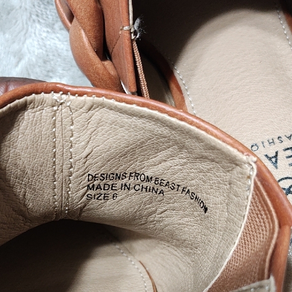 Beast Fashion Brown Mules braided pointed toe mule shoes size 6 NWOB - Picture 2 of 7